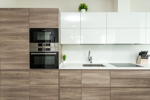 Почему нельзя верить каталогам: что происходит с фасадами после 2-3 лет на