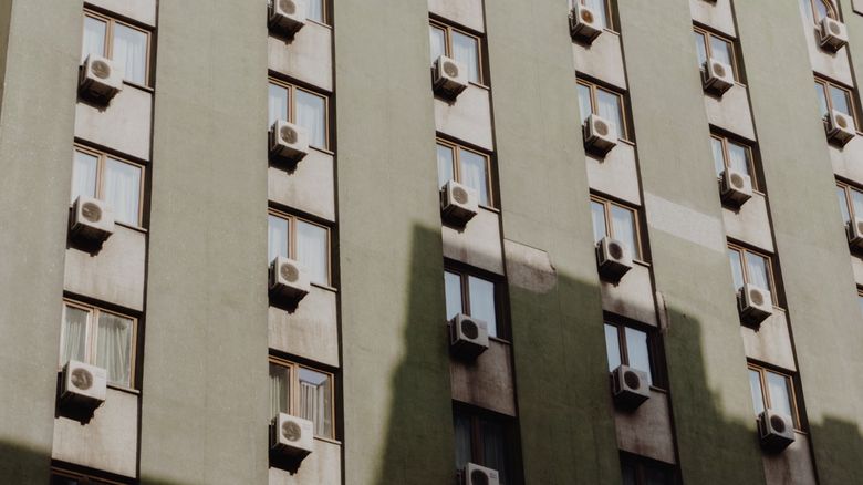 Как не испортить архитектуру: варианты скрытого монтажа