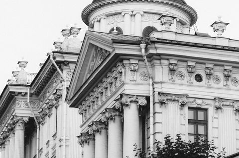Нормативная база: какие документы регулируют молниезащиту в РФ