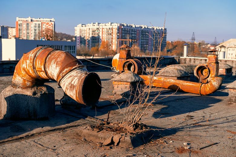 На что уходит резерв при замене инженерии в историческом доме?