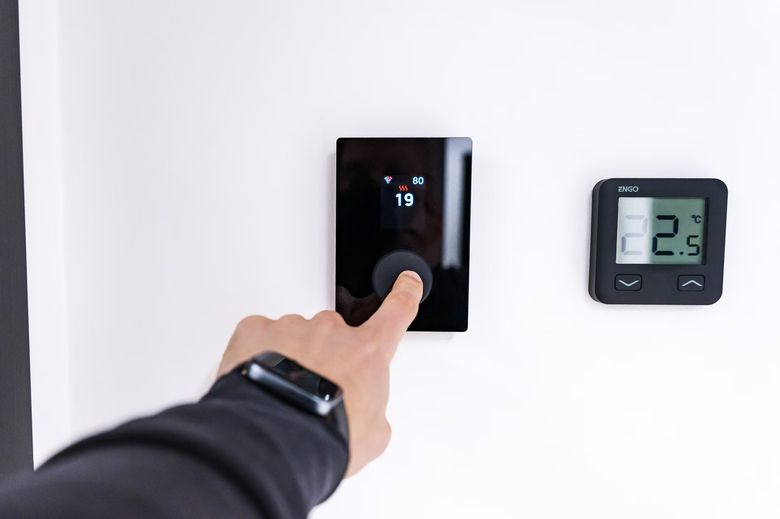 Электрика и автоматизация: сколько стоит поддержание smart home и резервного питания